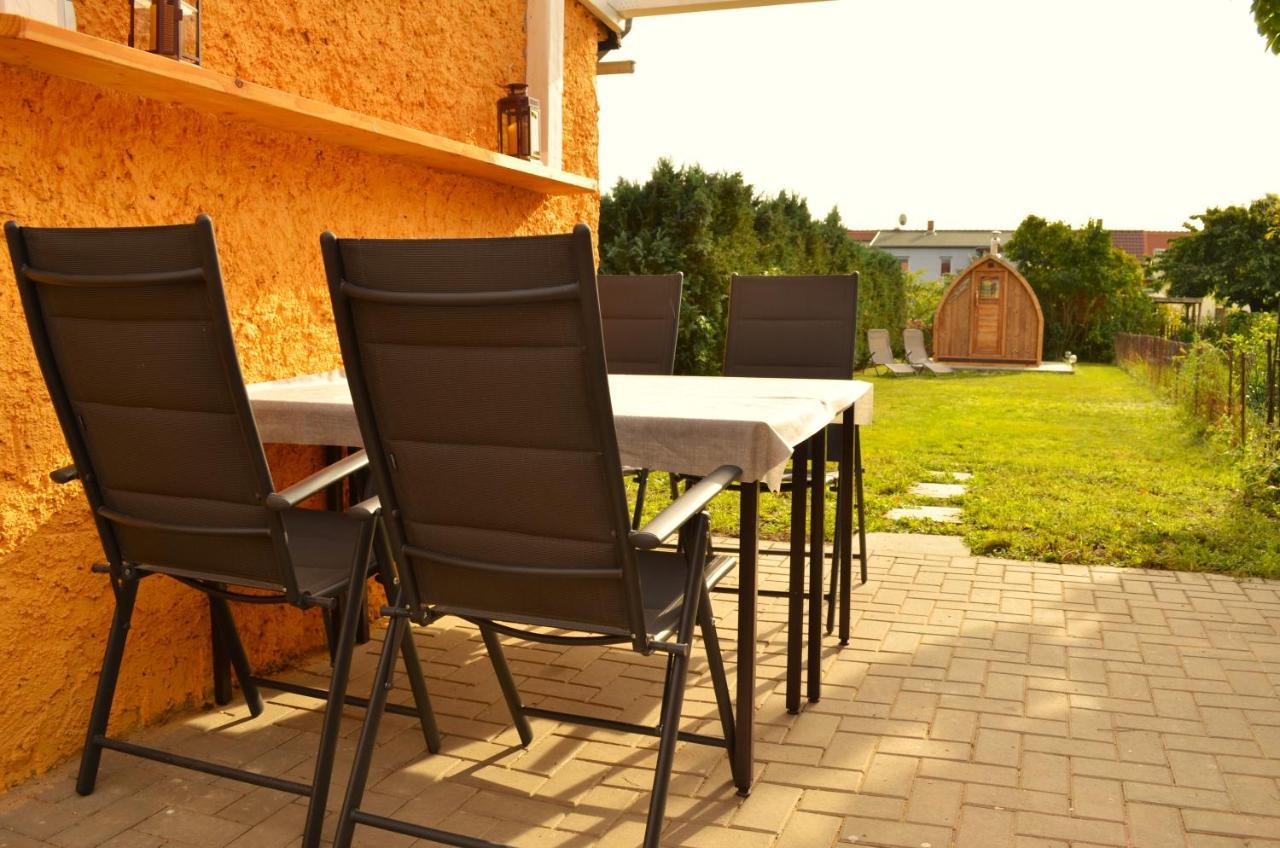 Lehmhaeuschen Mit Sauna Tangermünde Exterior foto